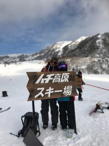 26805043_568516020154711_5242307073442893640_n