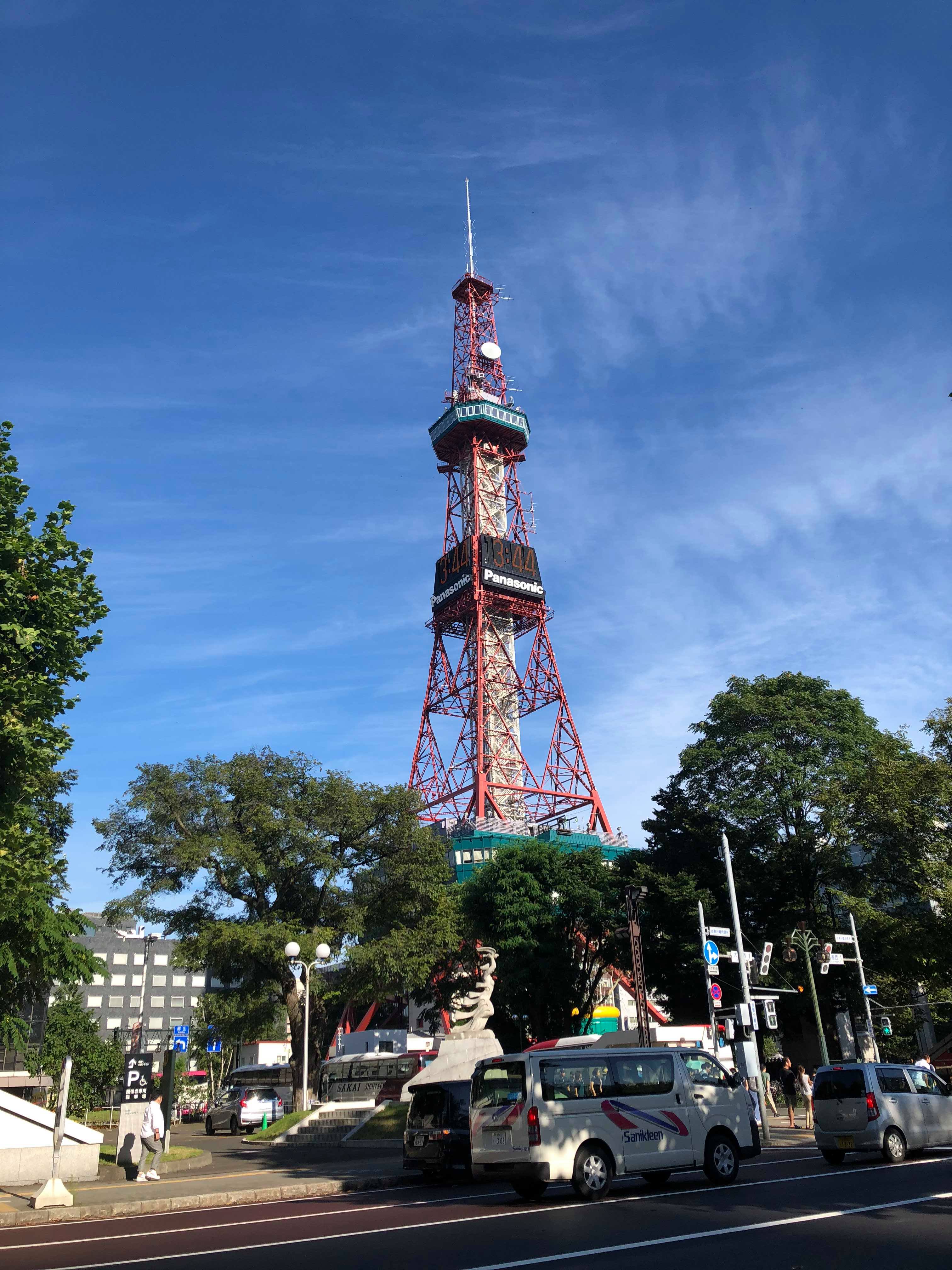 40192112_447859379037900_4332642710465806336_n